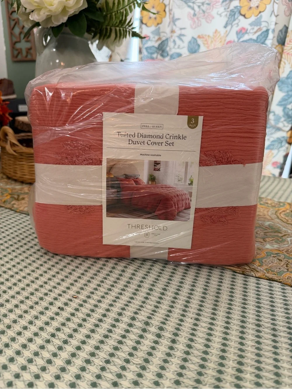 New Threshold Queen Tufted Diamond Crinkle Duvet Cover and Sham Set - Threshold